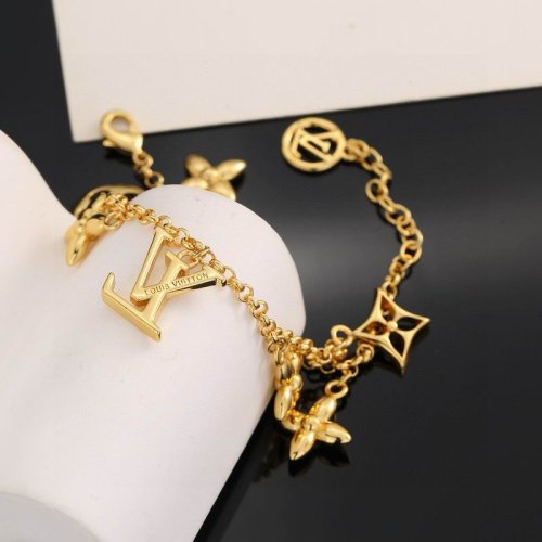 LV Bracelet 11yxx26 (5)_3586489